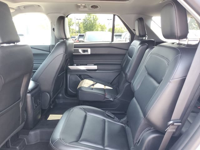Certified 2023 Ford Explorer XLT w/ Equipment Group 202A AWD/4WD image 27