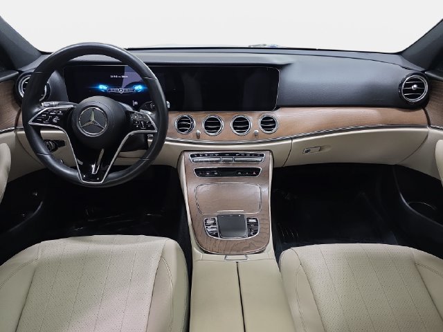 Used 2023 Mercedes-Benz E 350 4MATIC Sedan image 10