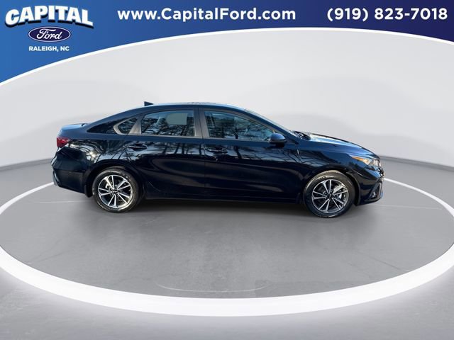 Used 2024 Kia Forte LXS image 7