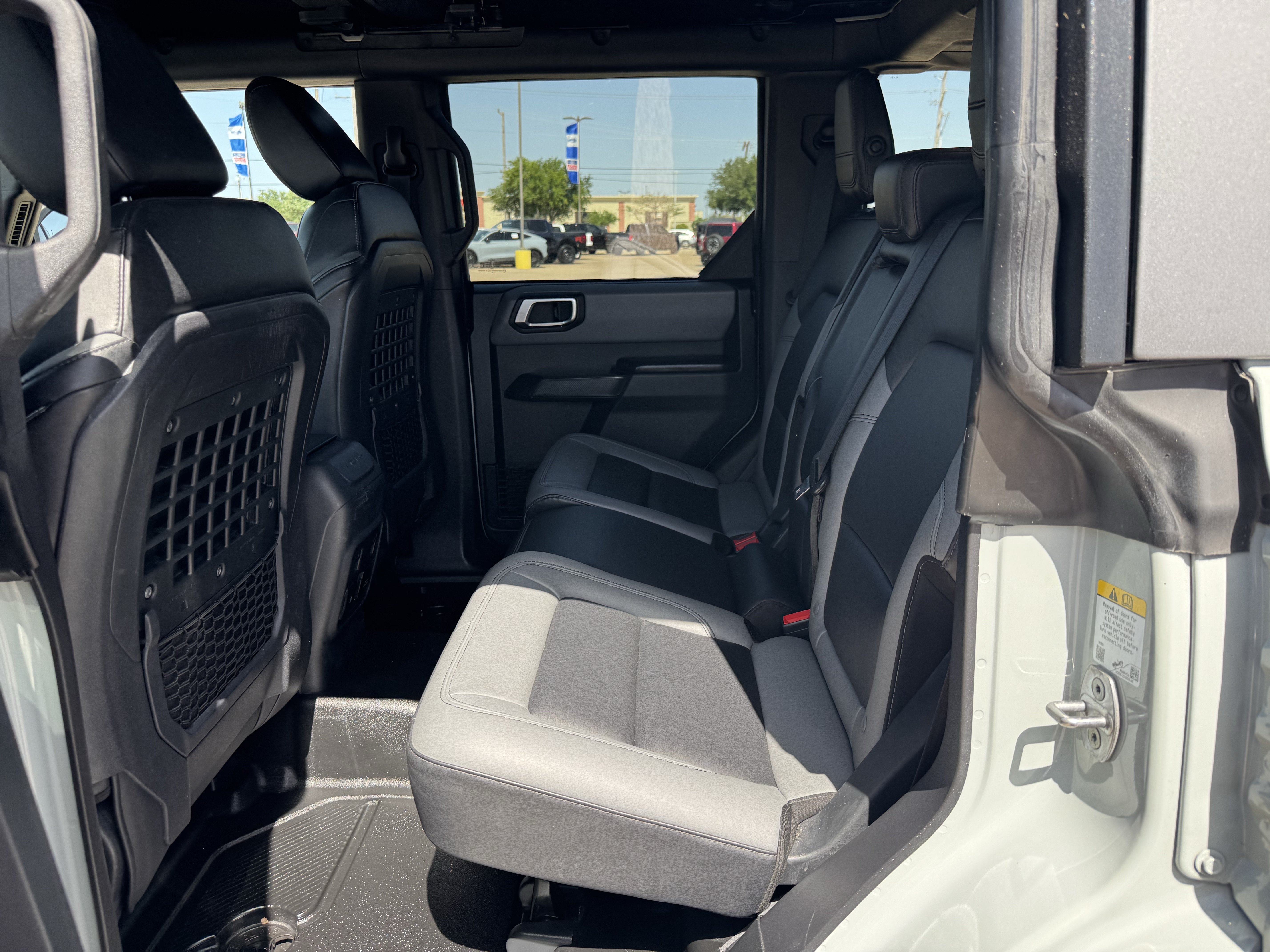 Certified 2024 Ford Bronco Black Diamond w/ Sasquatch Package AWD/4WD image 26