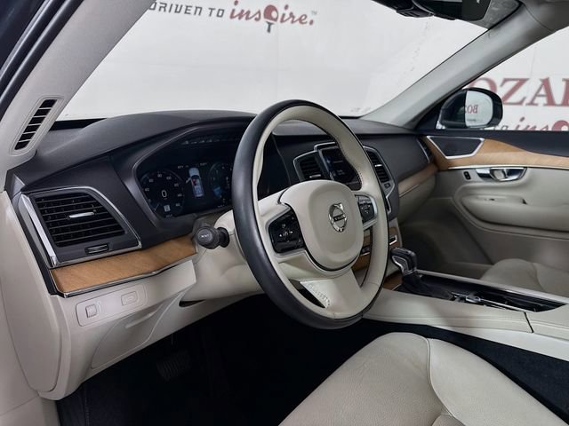 Used 2021 Volvo XC90 T6 Momentum w/ Climate Package image 11