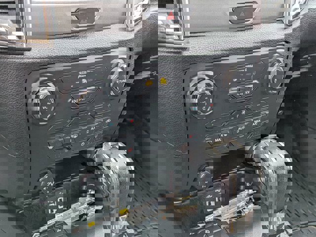 Certified 2022 Ford Ranger XLT w/ Equipment Group 302A High image 23