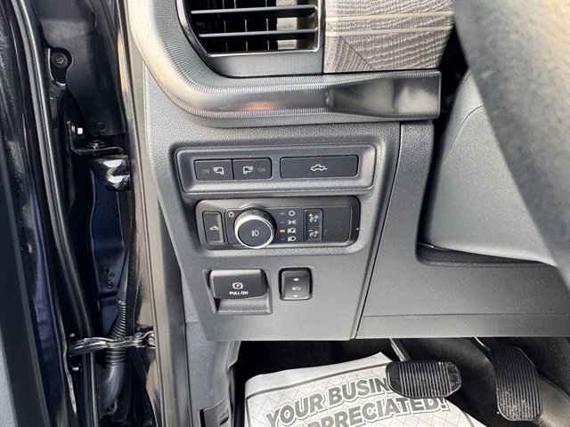 Certified 2022 Ford F150 Platinum w/ Equipment Group 701A High image 9