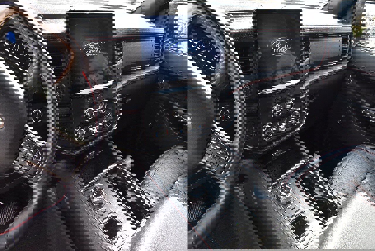 Certified 2023 Ford Expedition Limited image 10