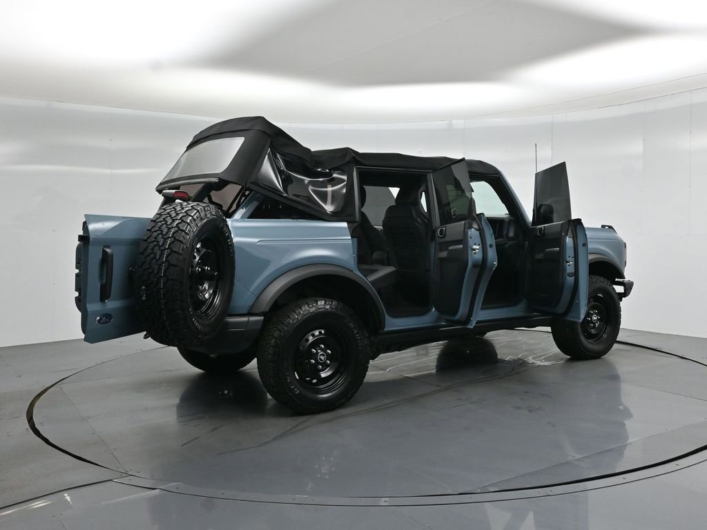 Certified 2022 Ford Bronco Black Diamond AWD/4WD image 6