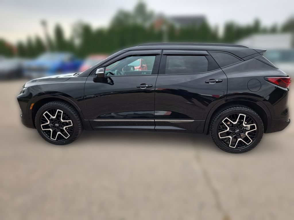 Used 2023 Chevrolet Blazer RS w/ Enhanced Convenience Package AWD/4WD image 2