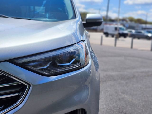Certified 2020 Ford Edge Titanium w/ Equipment Group 301A AWD/4WD image 10