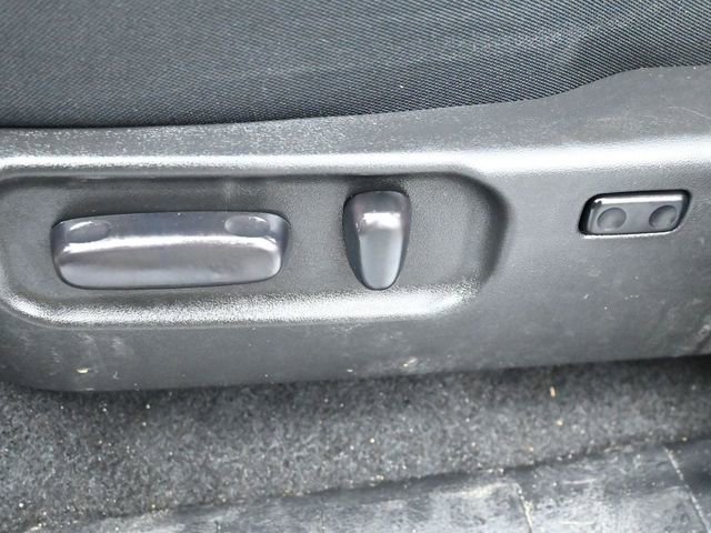 Used 2023 Toyota Tacoma TRD Off-Road w/ Technology Package AWD/4WD image 13