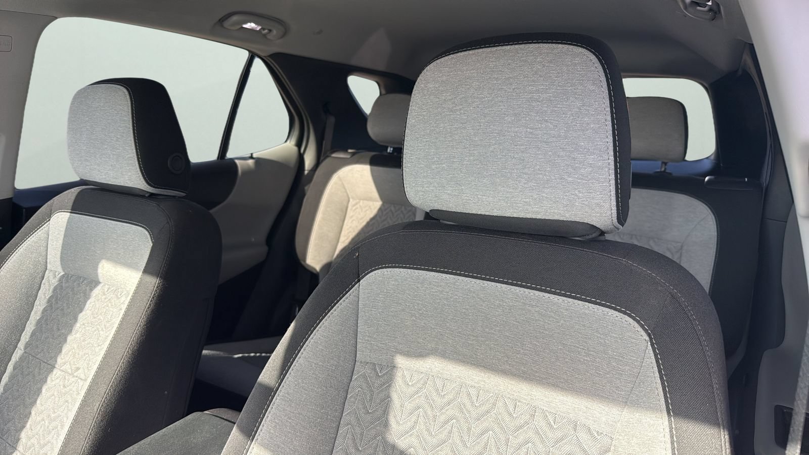 Used 2024 Chevrolet Equinox LS w/ LS Convenience Package FWD image 10