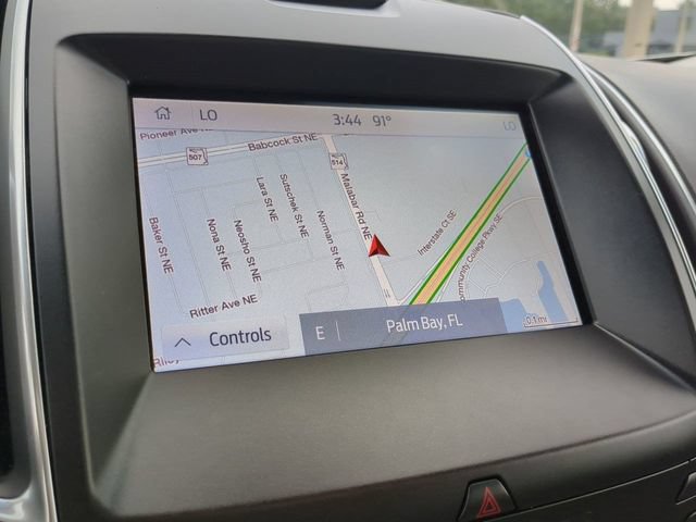 Certified 2019 Ford Edge Titanium w/ Equipment Group 301A FWD image 22