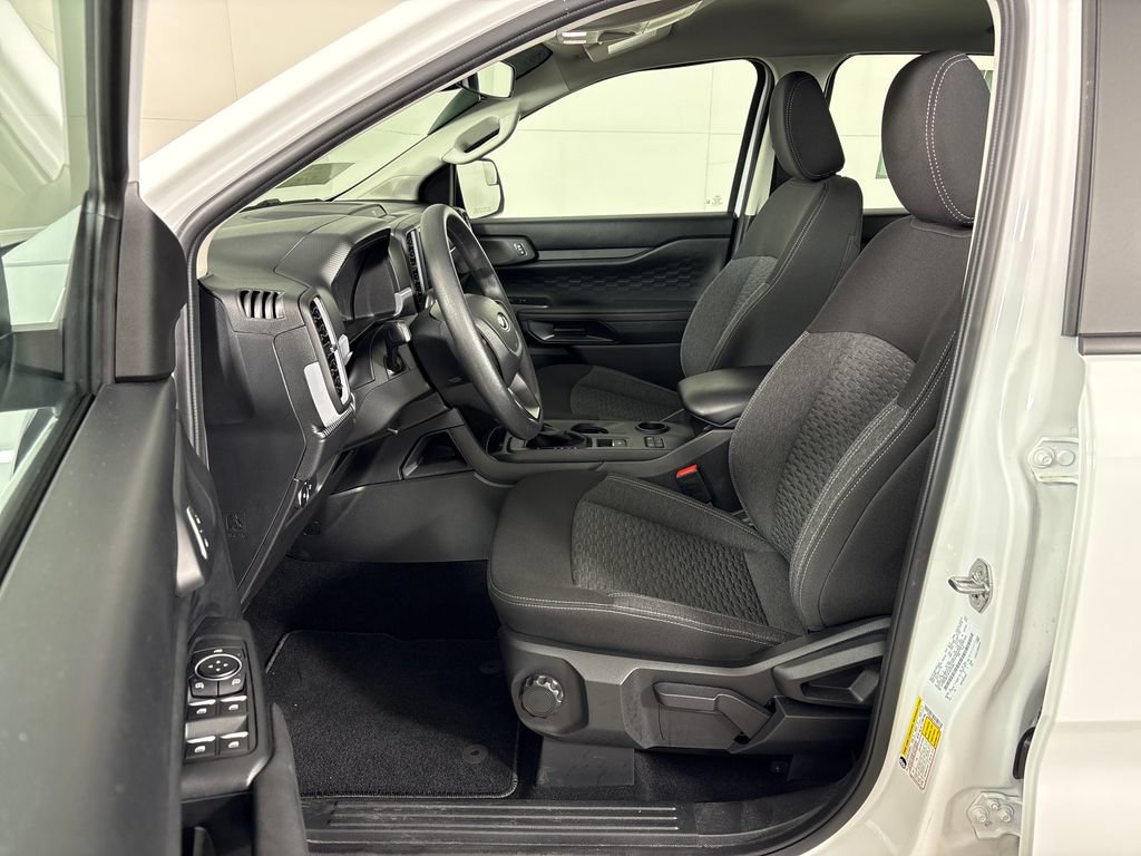 Certified 2025 Ford Ranger XL RWD image 27