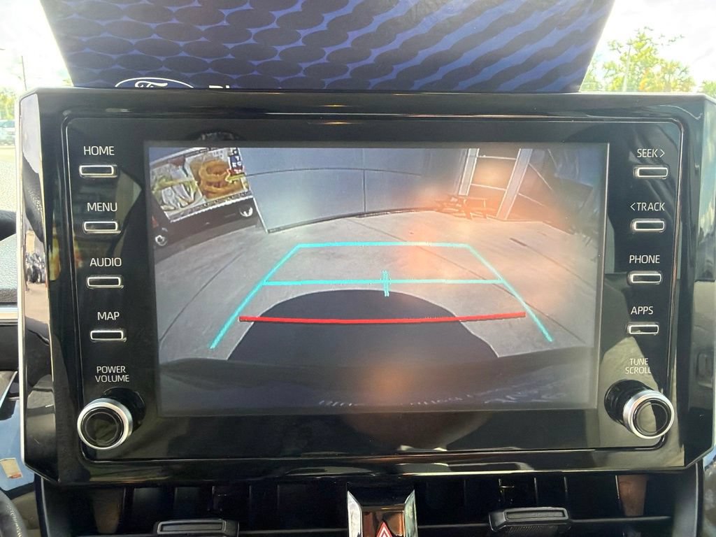 Used 2020 Toyota Corolla LE FWD image 22