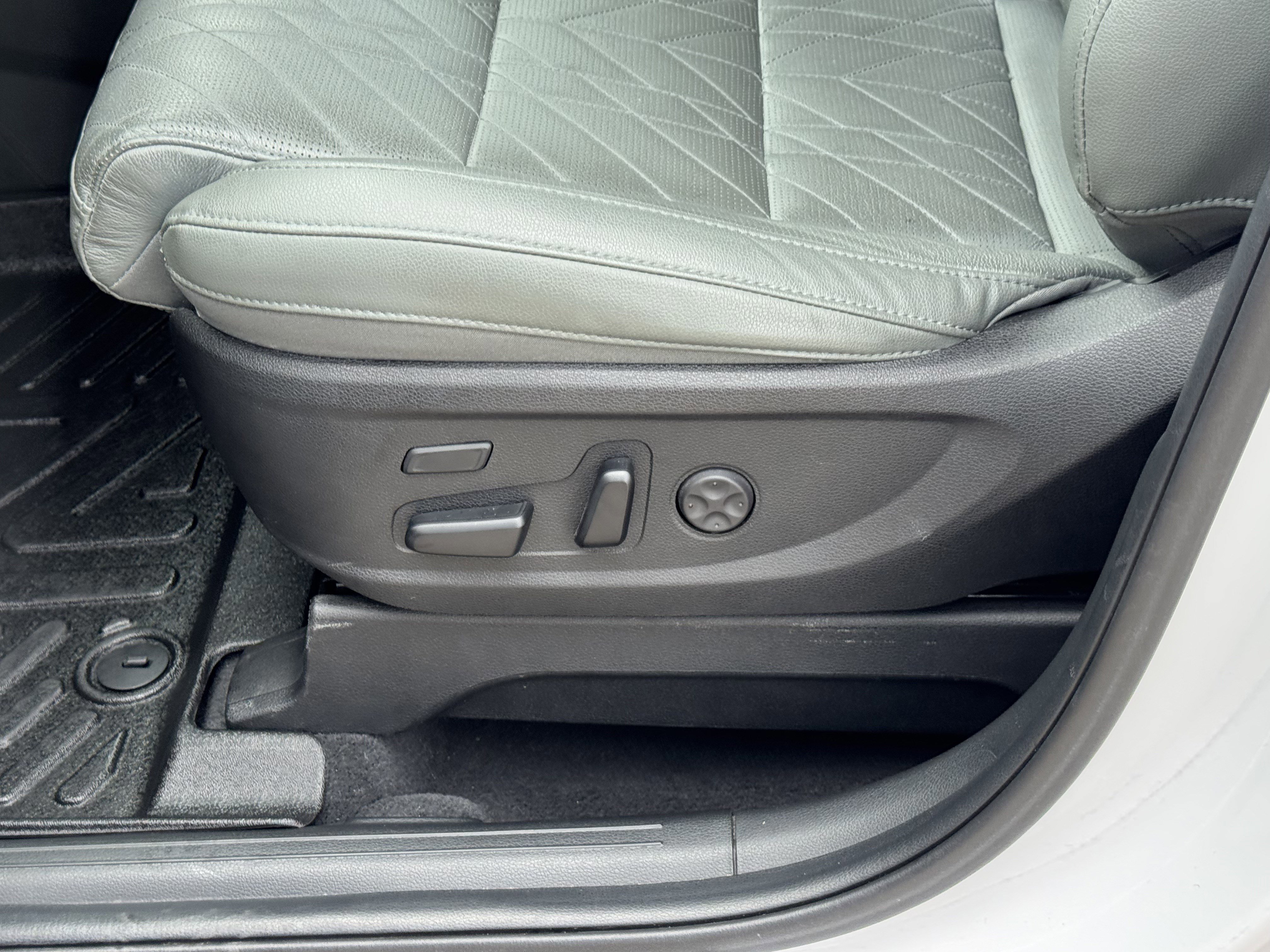 Used 2023 Kia Telluride SX X-Pro image 17