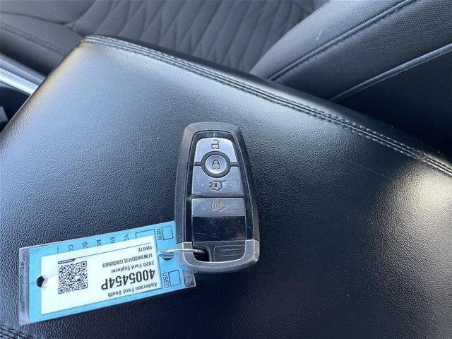 Certified 2020 Ford Explorer XLT w/ Comfort Package AWD/4WD image 40