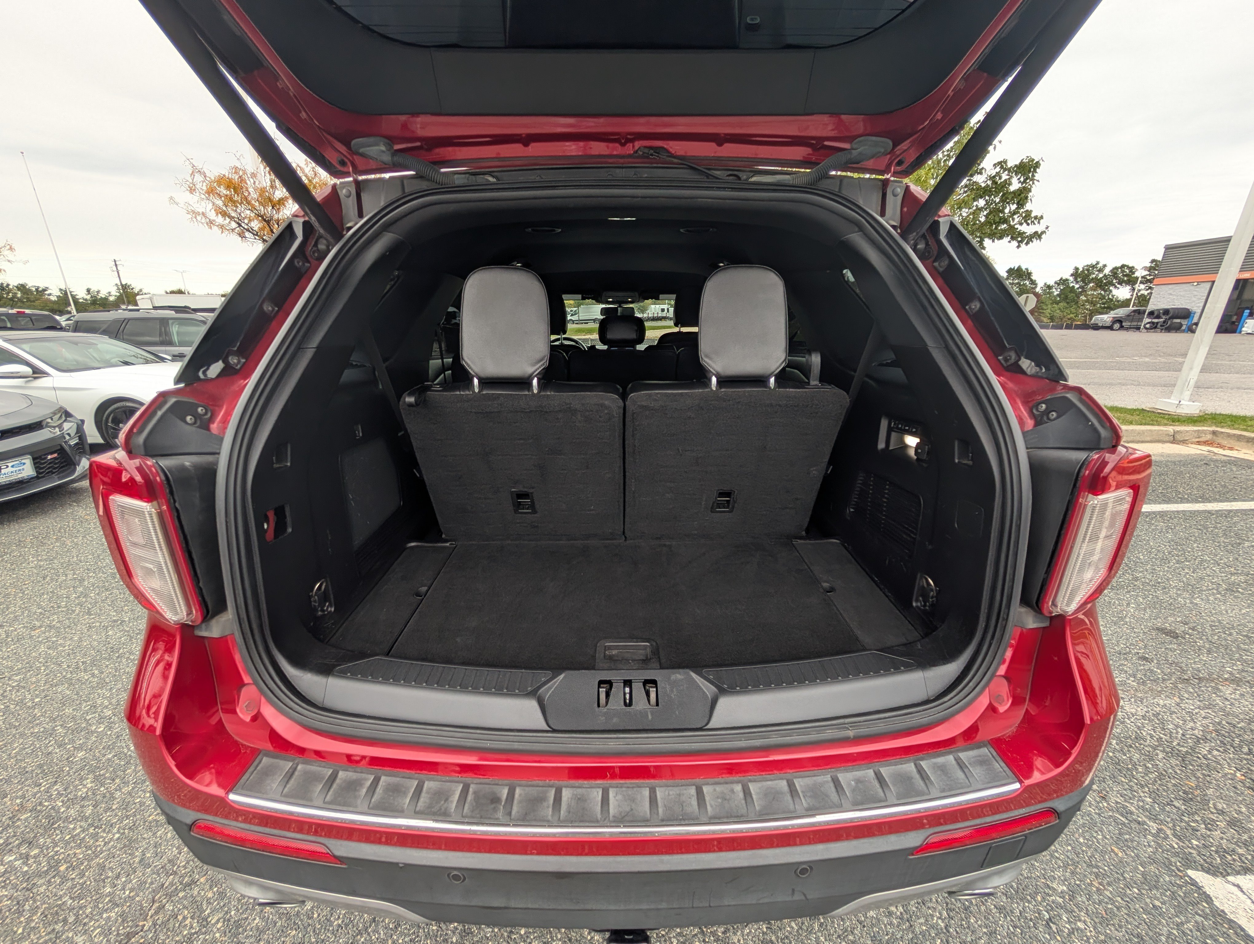 Certified 2020 Ford Explorer Limited AWD/4WD image 15