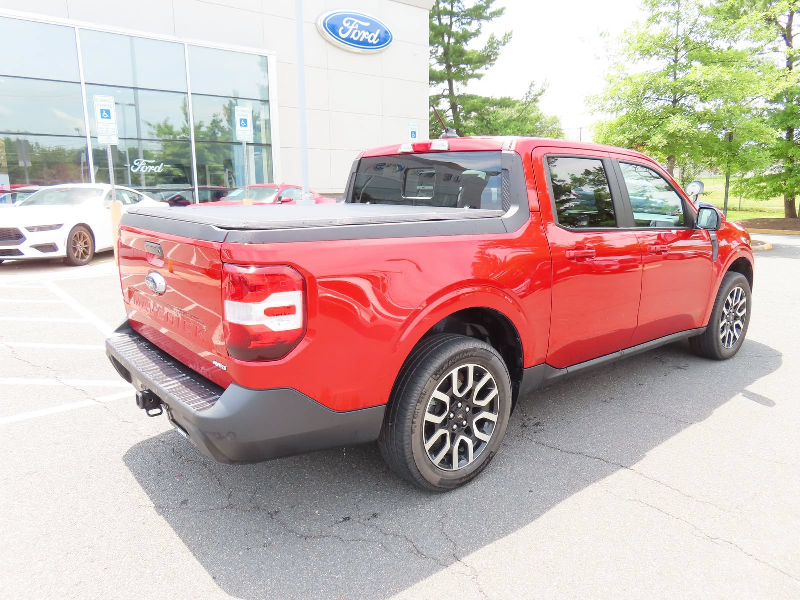Certified 2023 Ford Maverick Lariat w/ Lariat Luxury Package AWD/4WD image 5