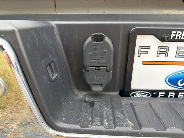 Used 2017 GMC Sierra 1500 SLT image 26