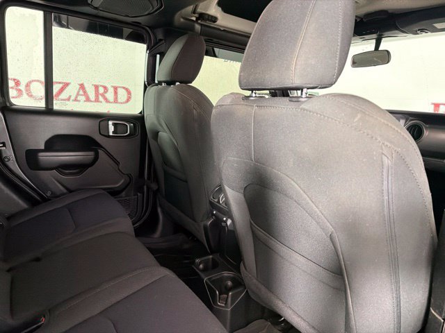 Used 2023 Jeep Gladiator Sport AWD/4WD image 36