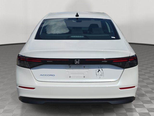 Used 2025 Honda Accord SE image 5
