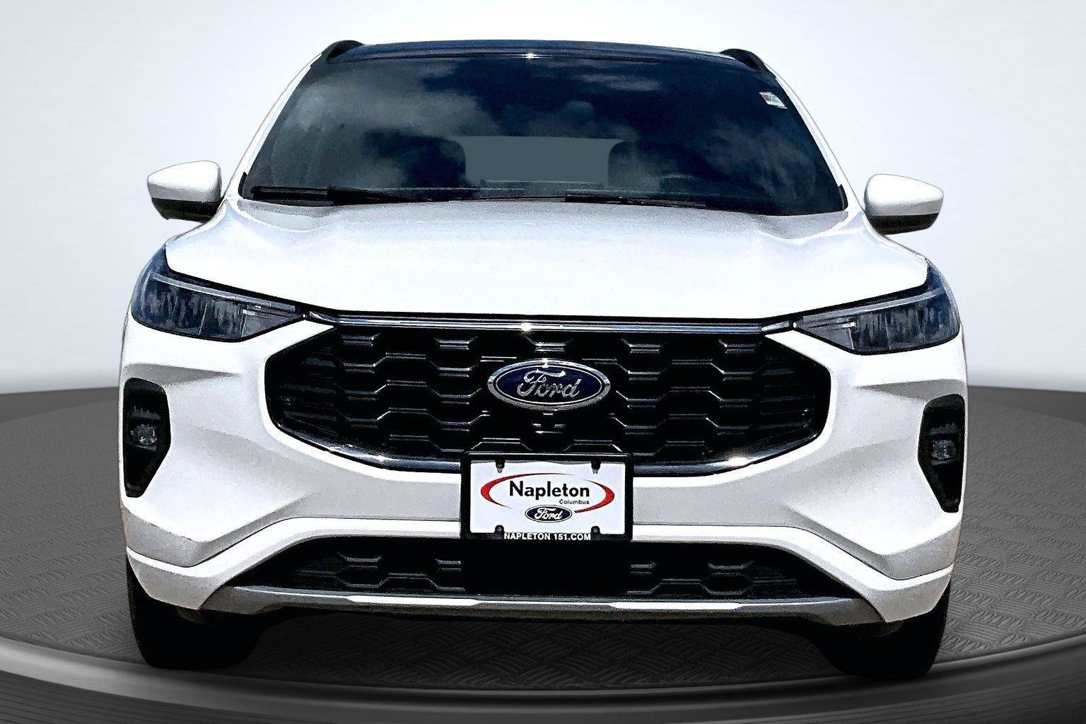 Certified 2023 Ford Escape ST-Line Select w/ Tech Pack #2 AWD/4WD image 3