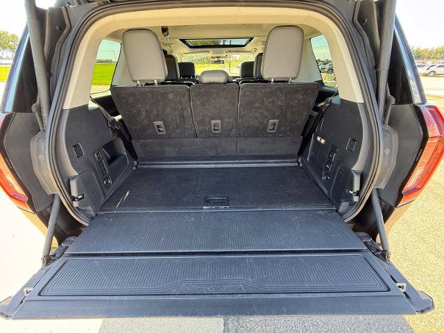Certified 2025 Ford Expedition Active AWD/4WD image 18