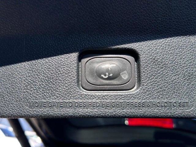 Certified 2019 Ford Explorer Limited w/ Class III Trailer Tow Package image 8