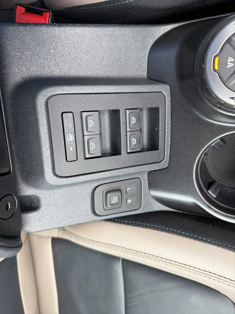 Certified 2022 Ford Bronco Wildtrak AWD/4WD image 31