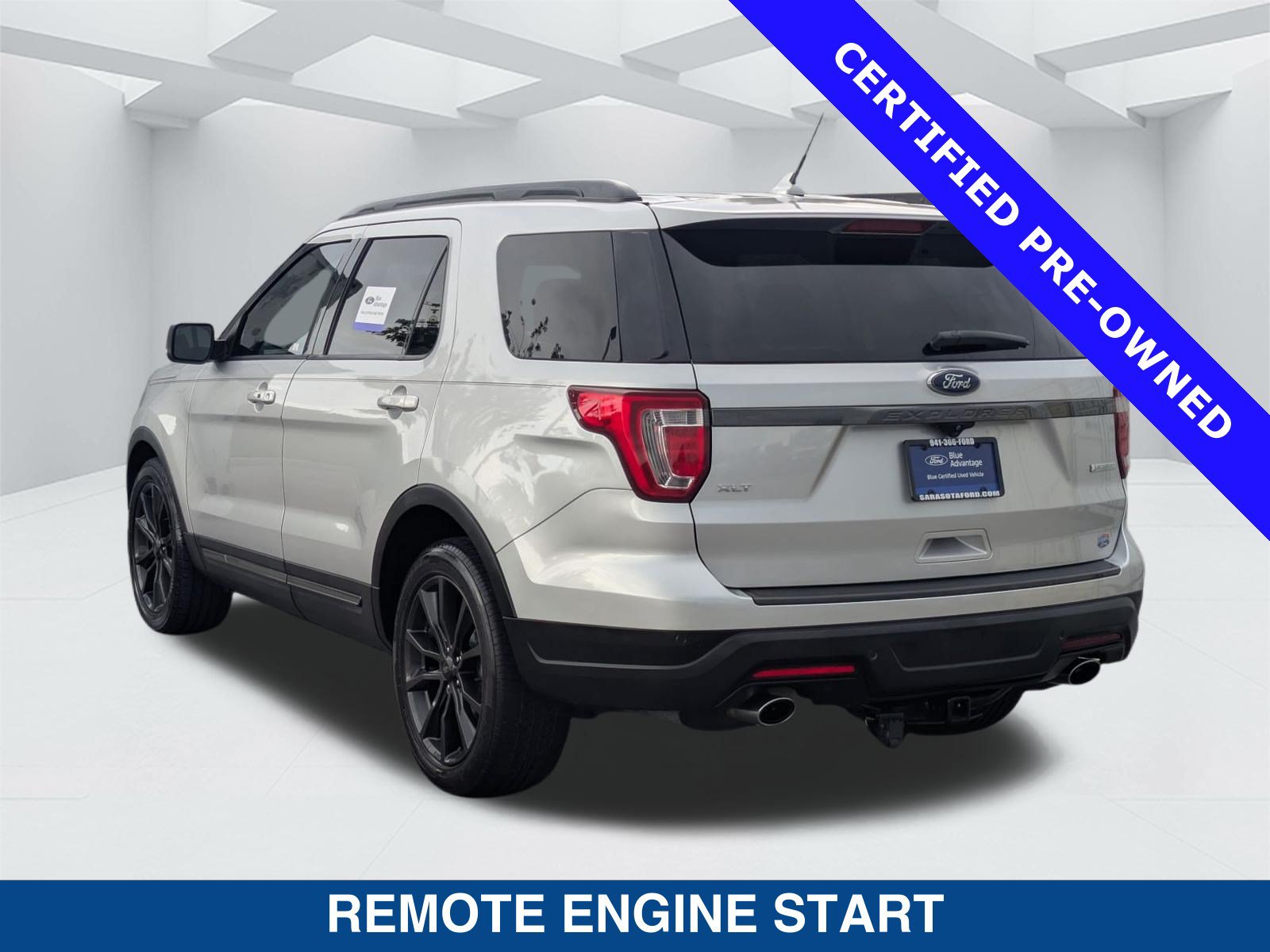 Certified 2019 Ford Explorer XLT w/ Equipment Group 202A FWD image 7