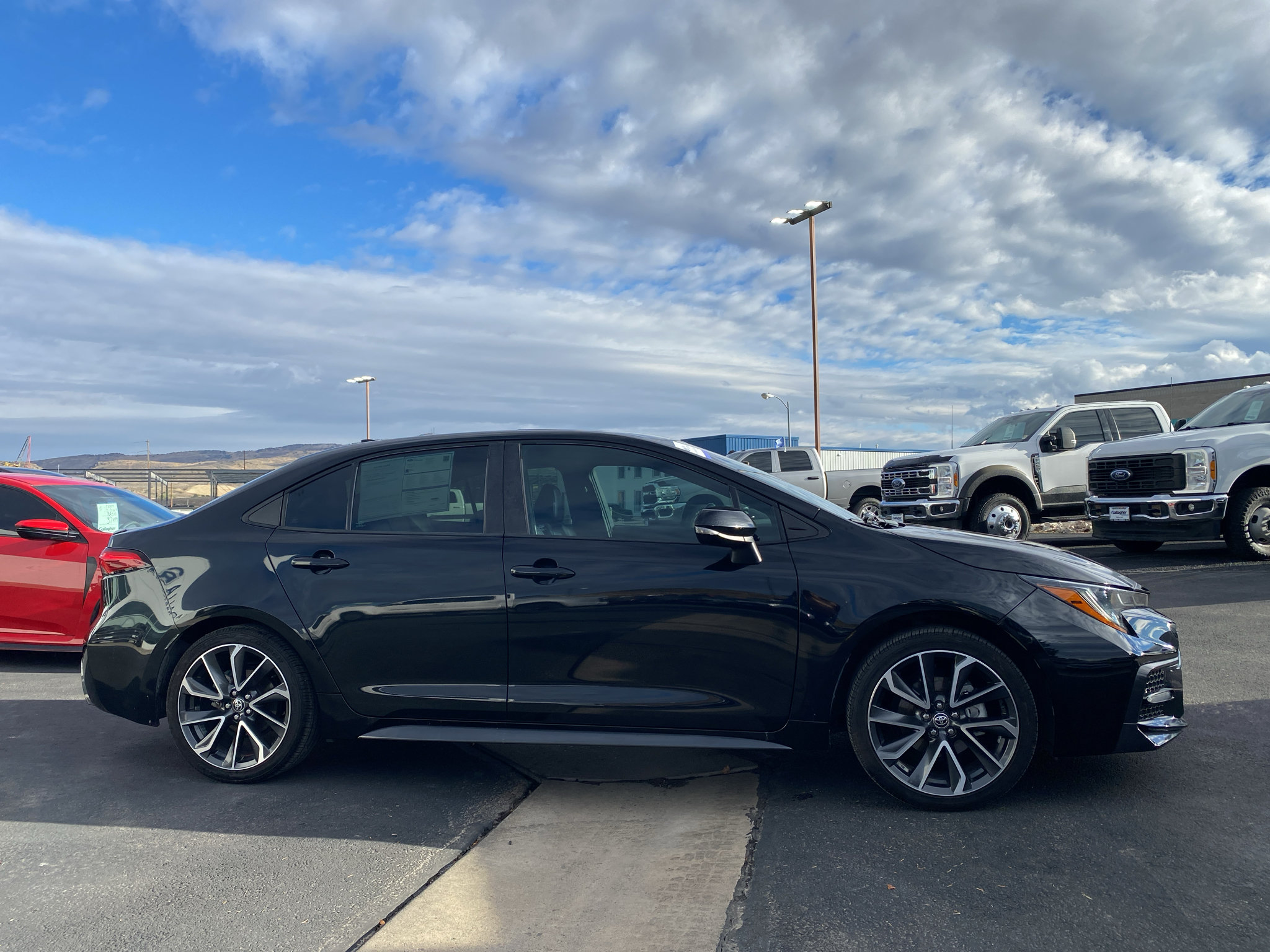 Used 2020 Toyota Corolla XSE FWD image 15