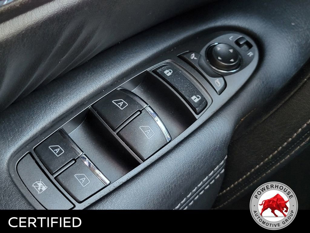 Used 2020 Nissan Armada Platinum RWD image 30