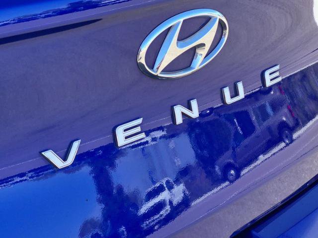 Used 2025 Hyundai Venue SEL FWD image 10