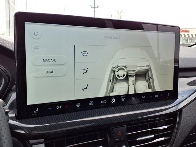 Certified 2023 Ford Escape ST-Line Select w/ Tech Pack #2 image 13