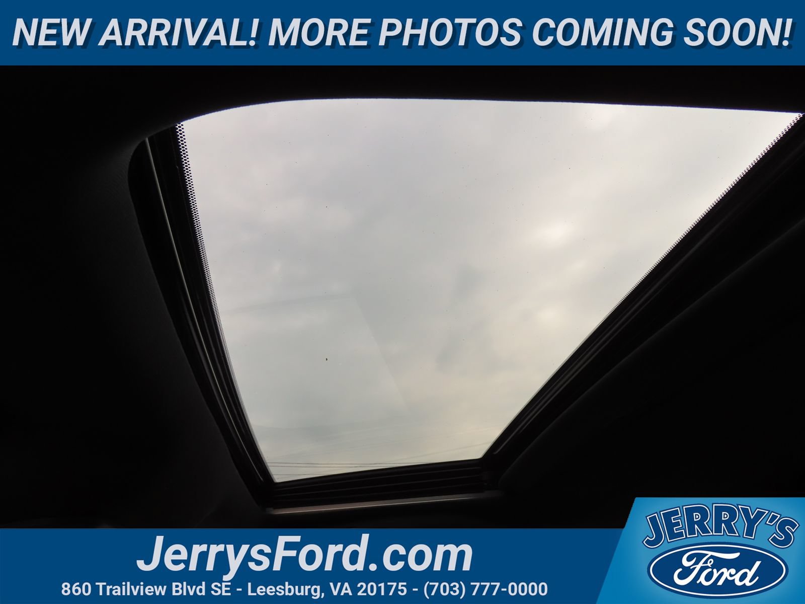 Used 2024 Toyota Tacoma TRD Off-Road w/ TRD Off Road Premium Package AWD/4WD image 40