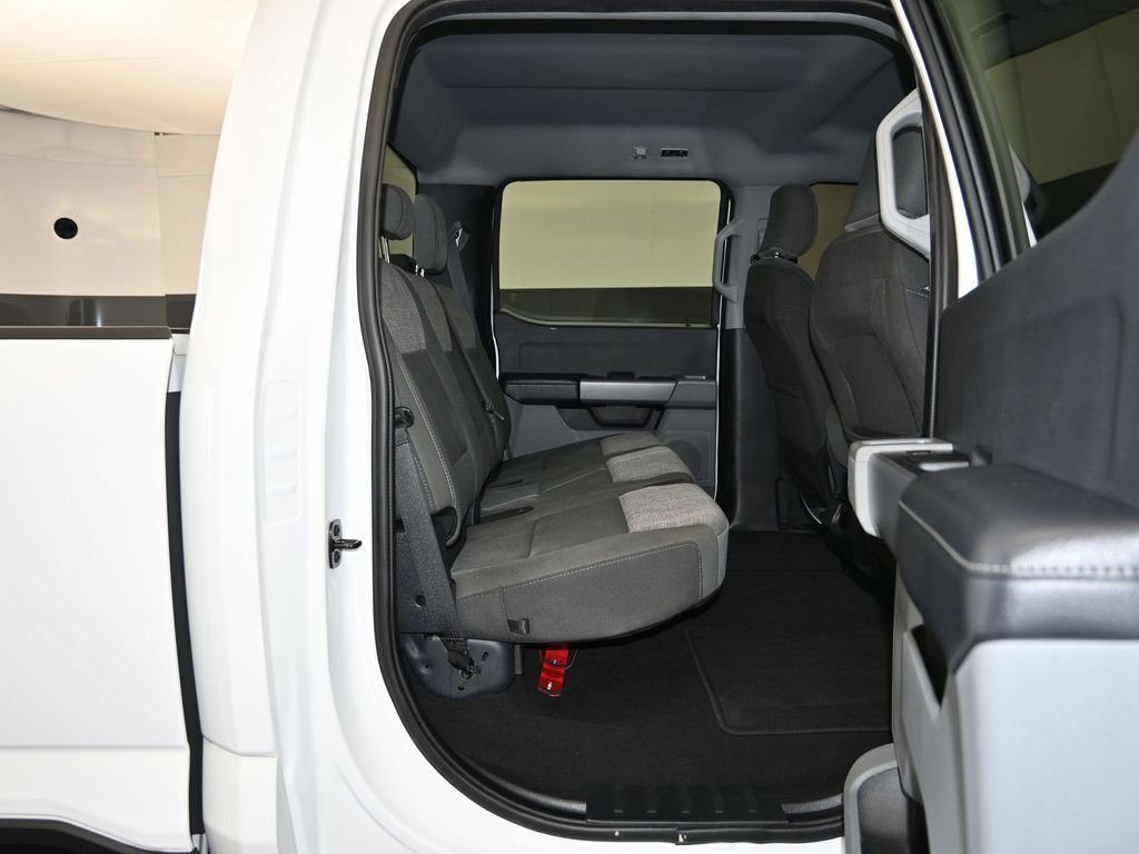 Certified 2024 Ford F350 XLT AWD/4WD image 17