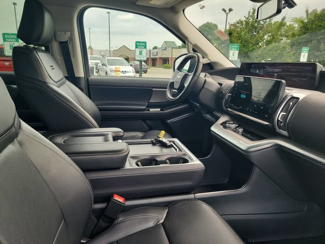 Certified 2025 Ford Expedition Max Platinum AWD/4WD image 29