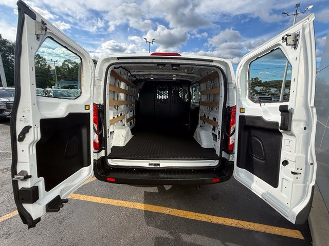 Certified 2025 Ford Transit 250 Low Roof w/ Exterior Upgrade Package RWD image 7