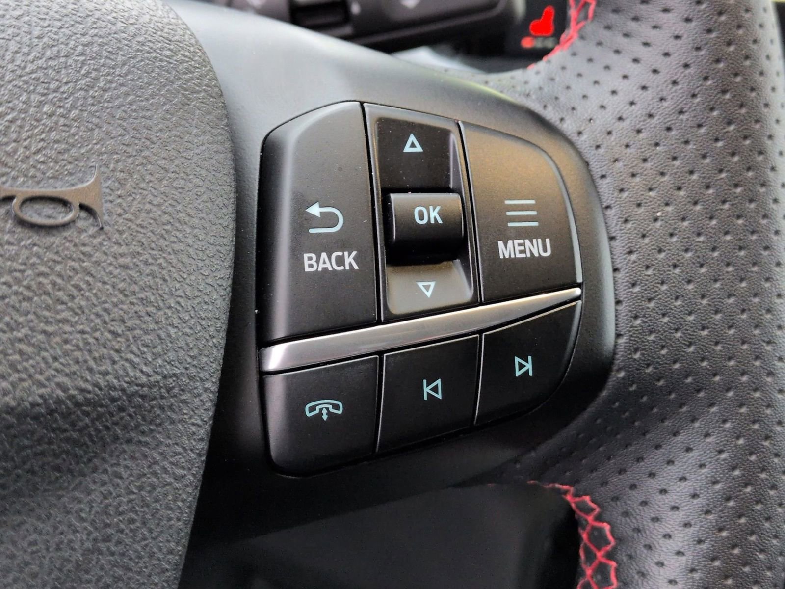 Certified 2023 Ford Escape ST-Line w/ Tech Pack #1 image 26