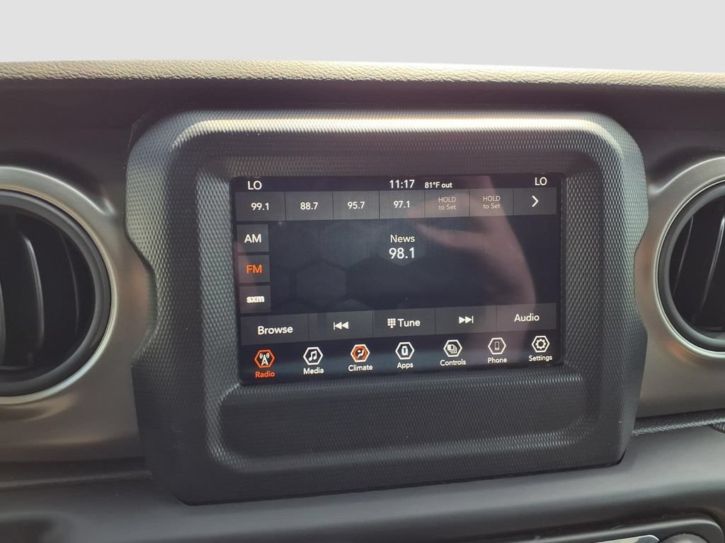 Used 2022 Jeep Wrangler Unlimited Sport AWD/4WD image 11
