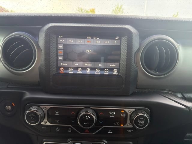 Used 2021 Jeep Gladiator Sport AWD/4WD image 25