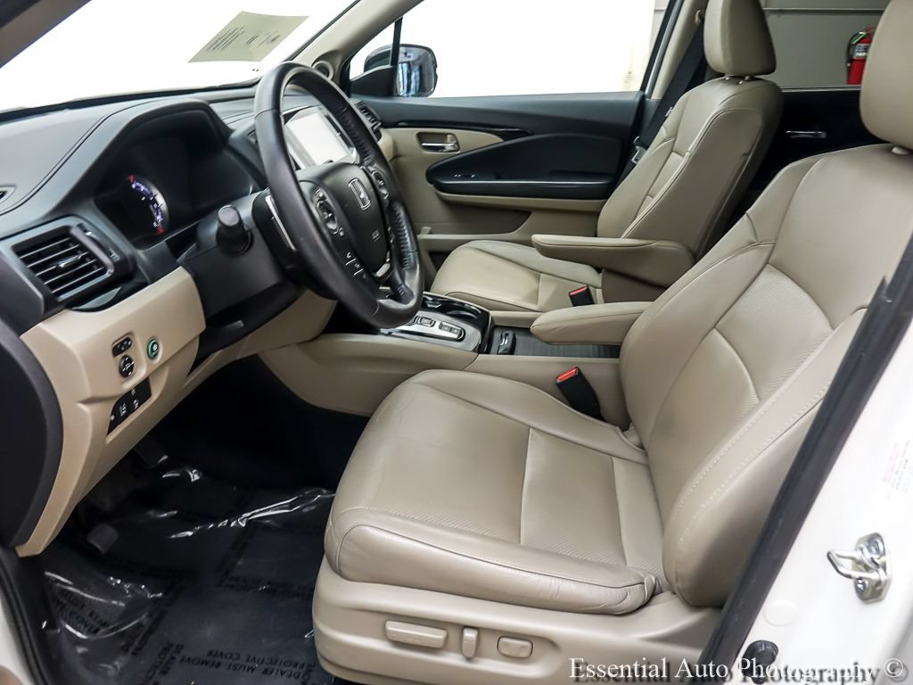 Used 2018 Honda Pilot Elite image 9