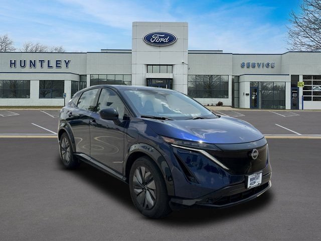 Used 2023 Nissan Ariya AWD image 3