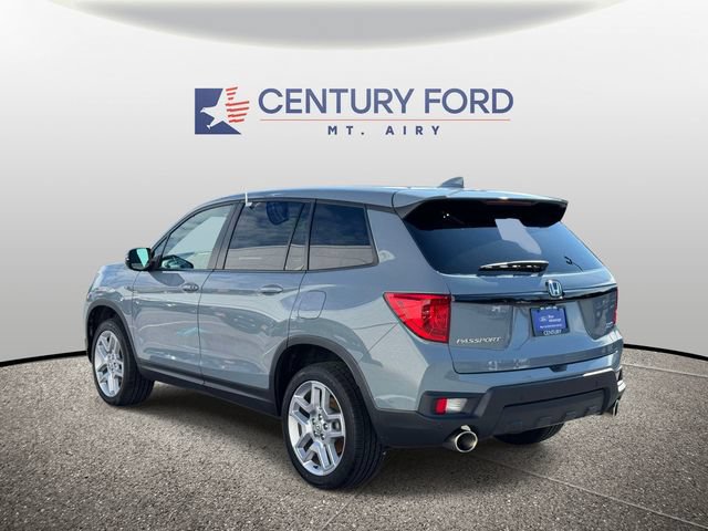 Used 2025 Honda Passport EX-L image 4