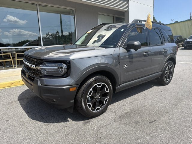 Certified 2025 Ford Bronco Sport Outer Banks w/ Outer Banks Tech Package+ AWD/4WD image 2