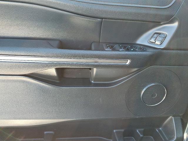 Certified 2022 Ford Expedition XLT image 12