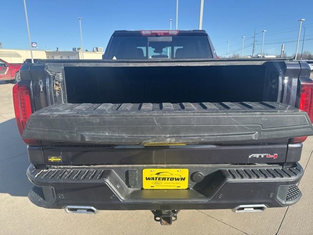 Used 2024 GMC Sierra 1500 AT4 w/ Technology Package AWD/4WD image 9