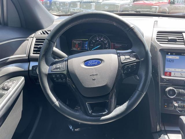 Certified 2017 Ford Explorer XLT w/ Equipment Group 202A image 10