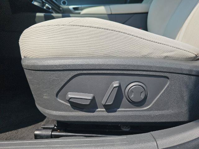 Used 2025 Hyundai Sonata SEL FWD image 28