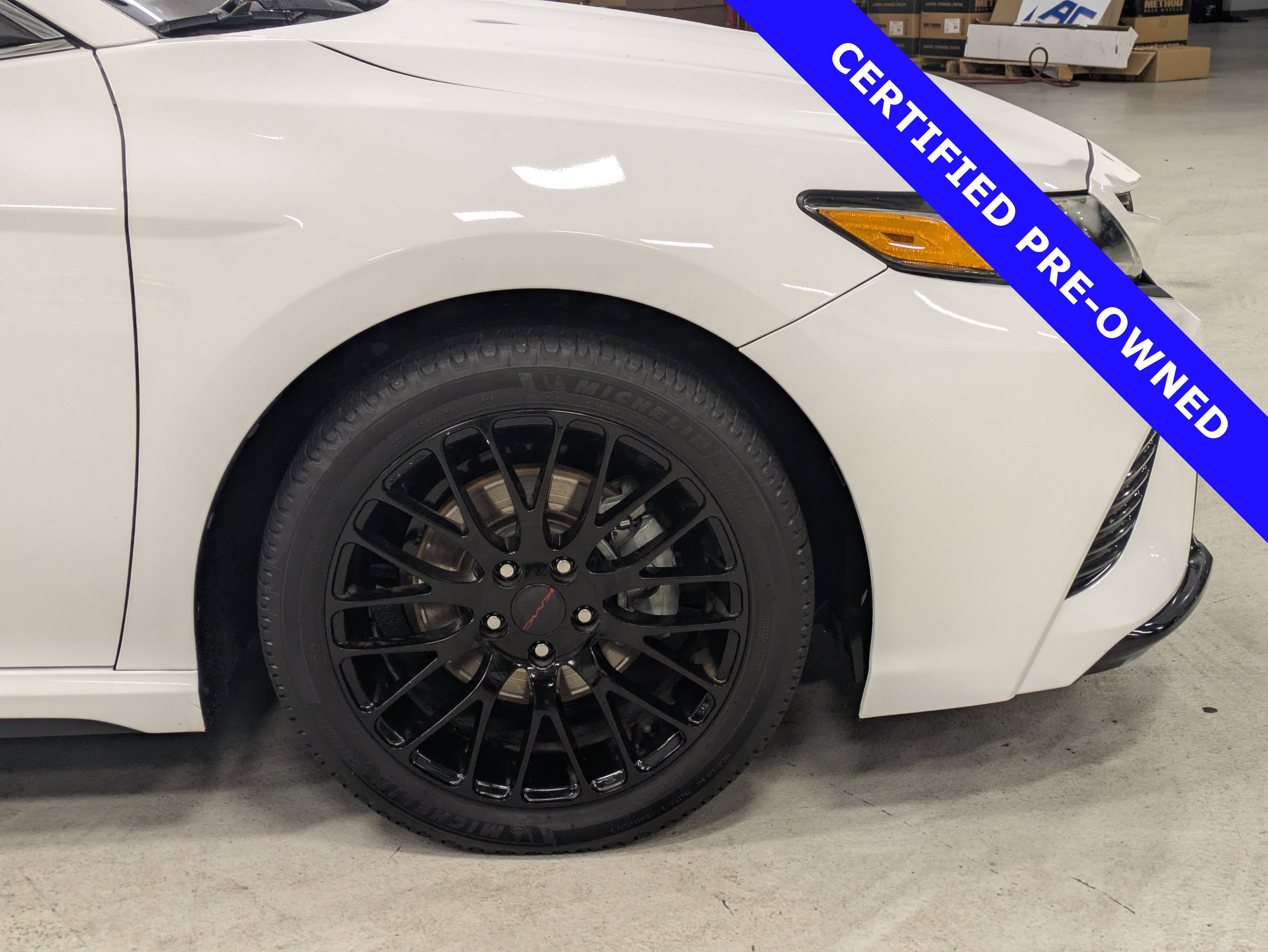 Used 2020 Toyota Camry SE image 11