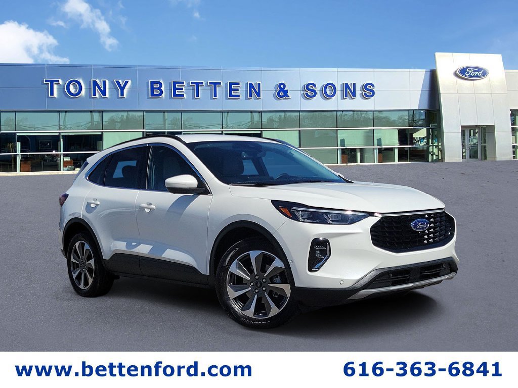 Certified 2023 Ford Escape Platinum w/ Premium Technology Package