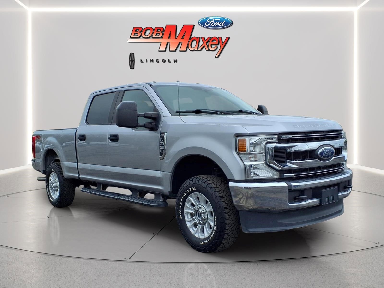 Certified 2021 Ford F350 XL w/ STX Appearance Package AWD/4WD image 3